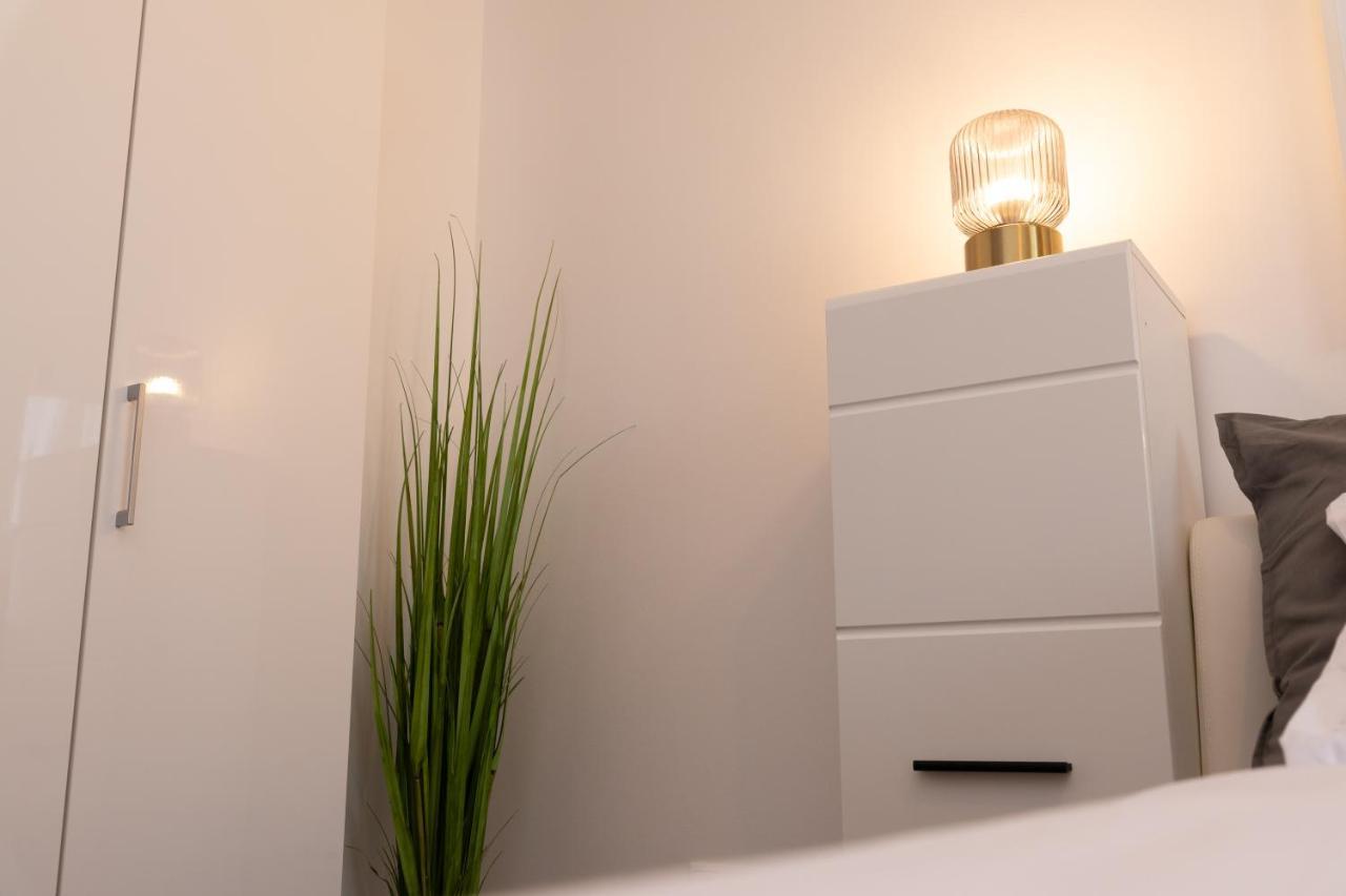 Nobel: Premium Two-Room Apartment In Bucharest'S City Center! Eksteriør billede